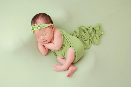 昌吉宝宝边吃边拉正常吗